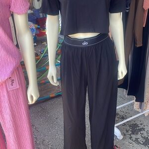 ALO Yoga Black Leggings